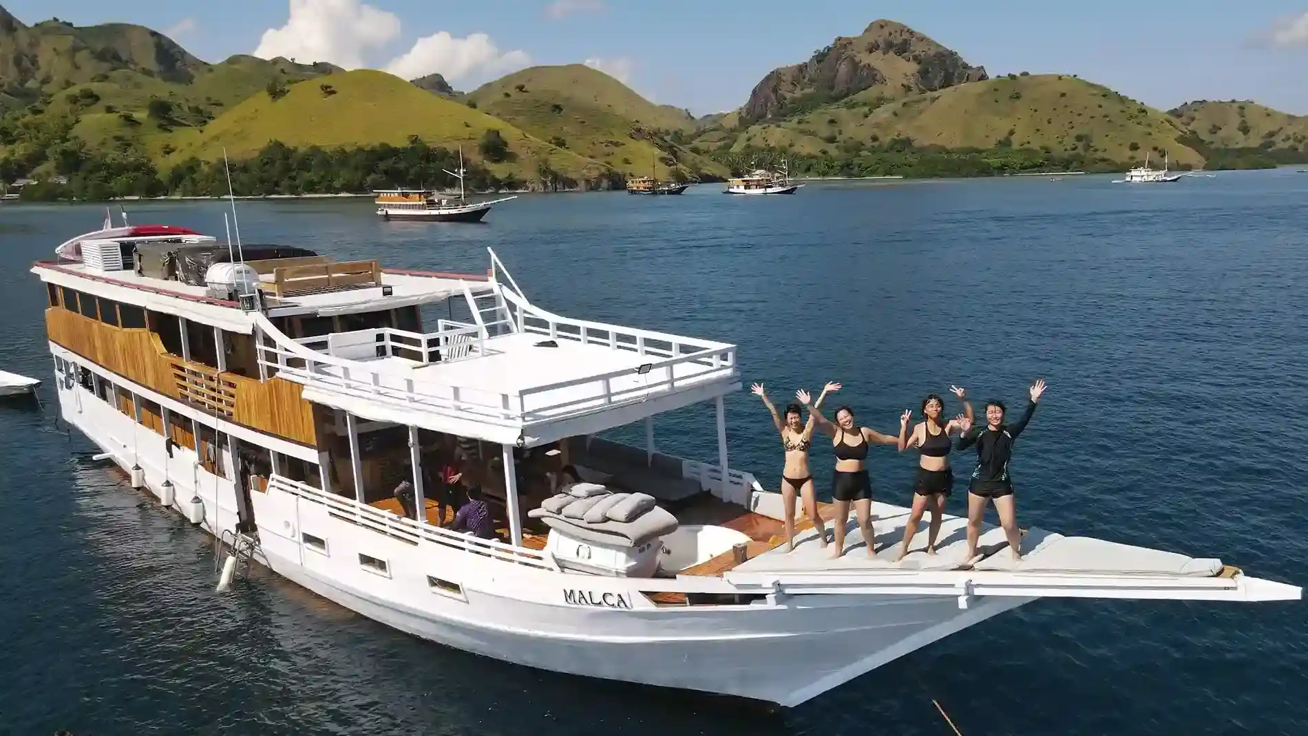 Open Trip Komodo