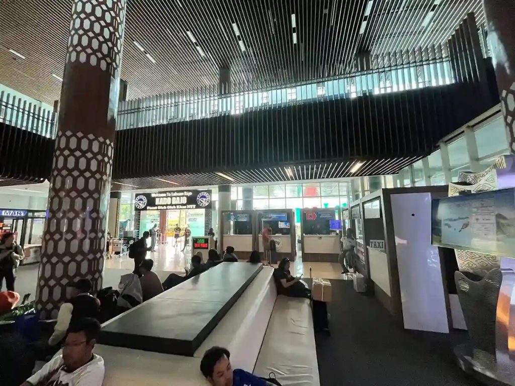 Komodo Airport Transfer Costs 2027: Planning Your Labuan Bajo Arrival Budget