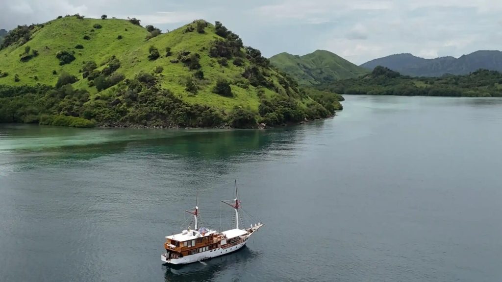 Rainy Season on Flores: What Overland Travel Is Really Like