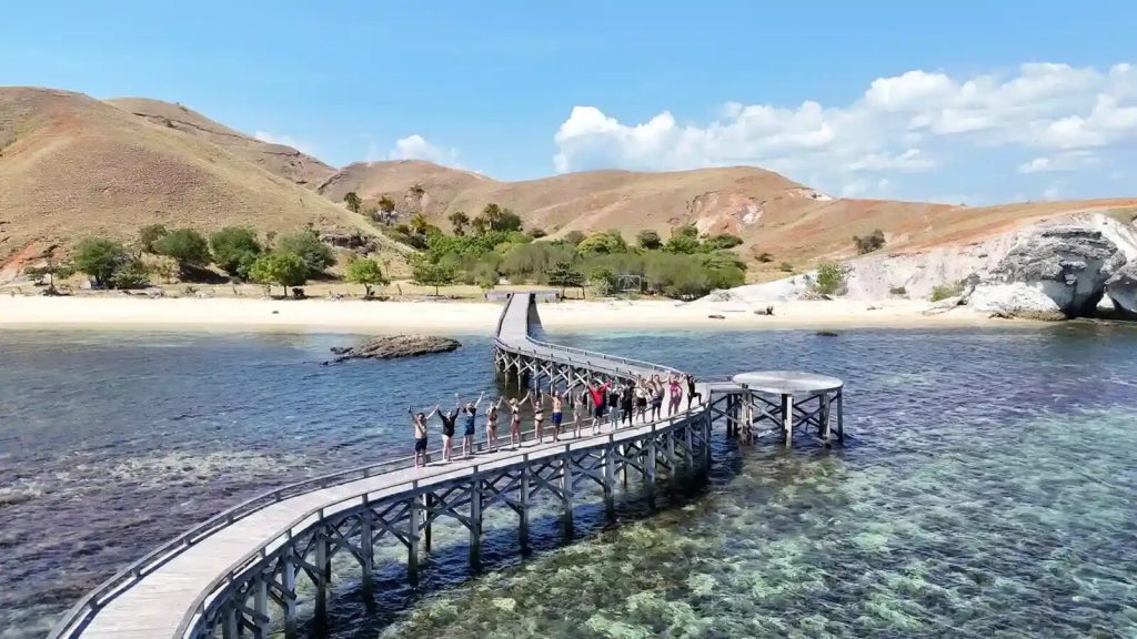 Labuan Bajo 3-Day Itinerary: One Day on Land, One at Sea, One Overland